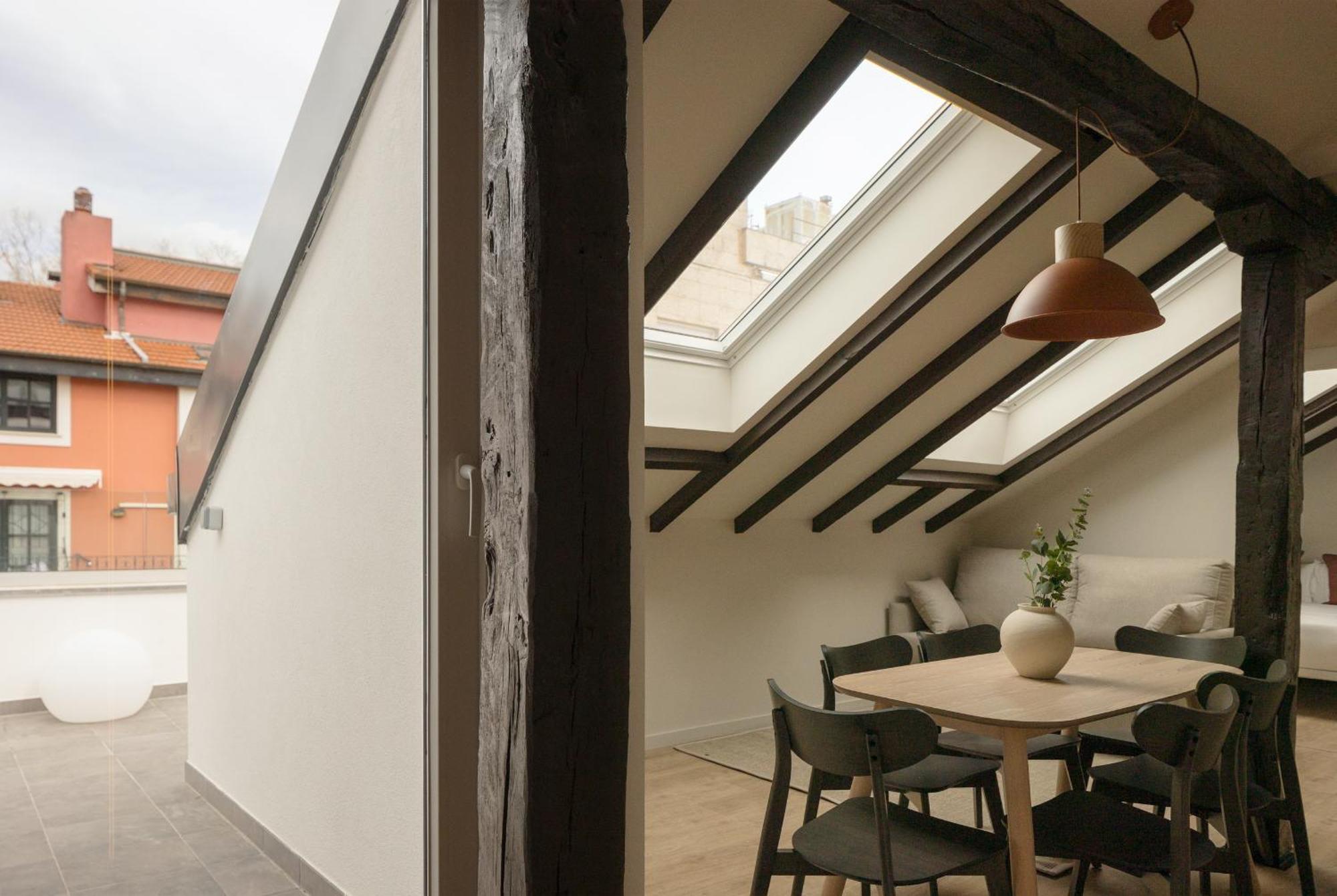 Libere Bilbao Ledesma Apartment Exterior photo